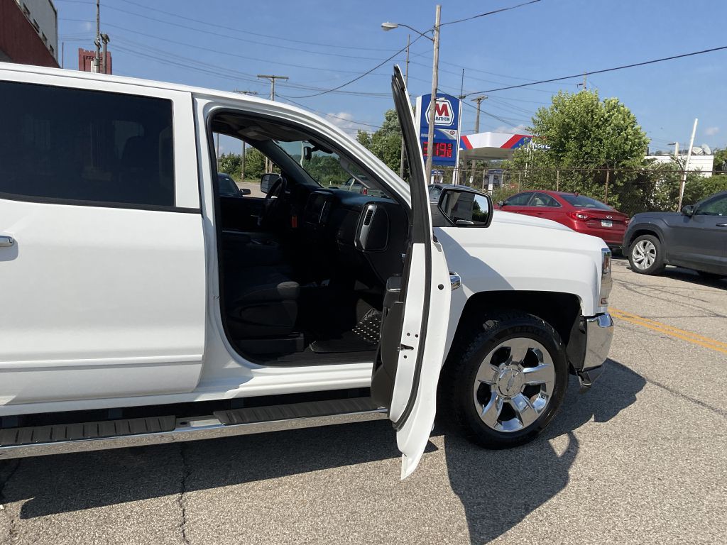 2018 Chevrolet Silverado 1500 Image 17