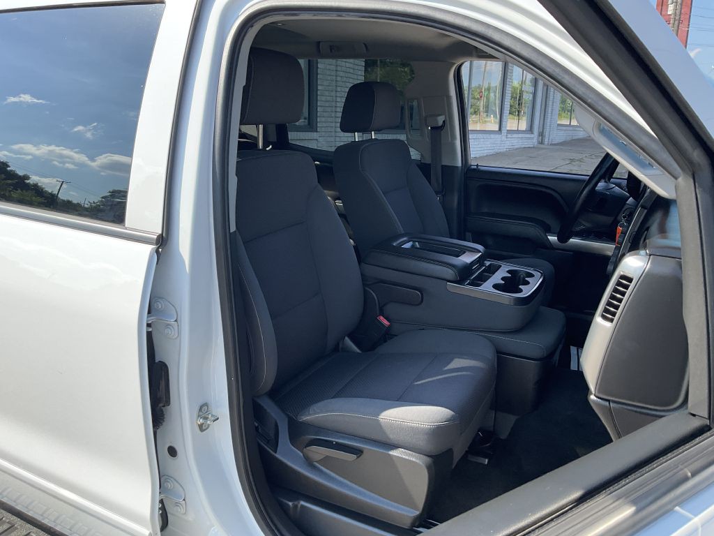 2018 Chevrolet Silverado 1500 Image 18
