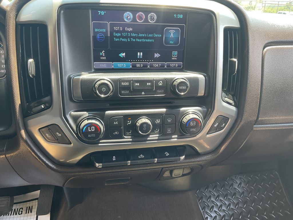 2015 Chevrolet Silverado 1500 Image 32
