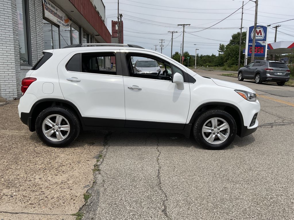 2017 Chevrolet Trax Image 2