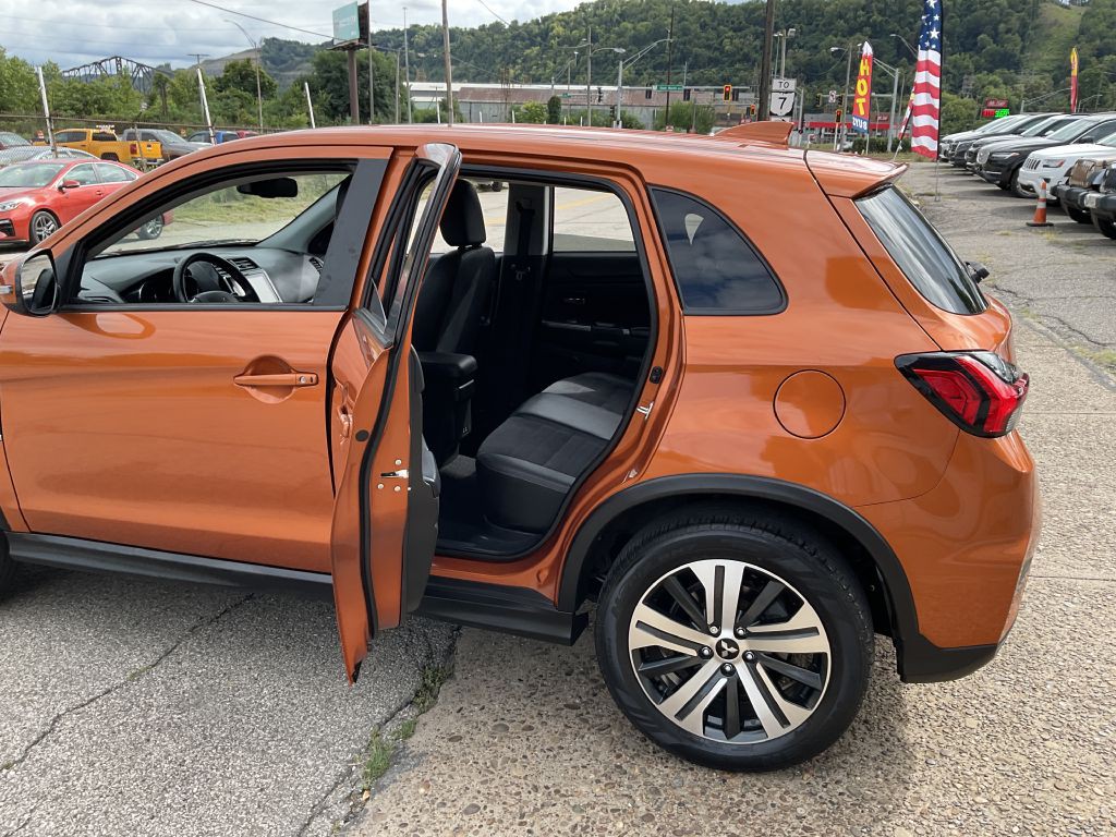 2023 Mitsubishi Outlander Image 19