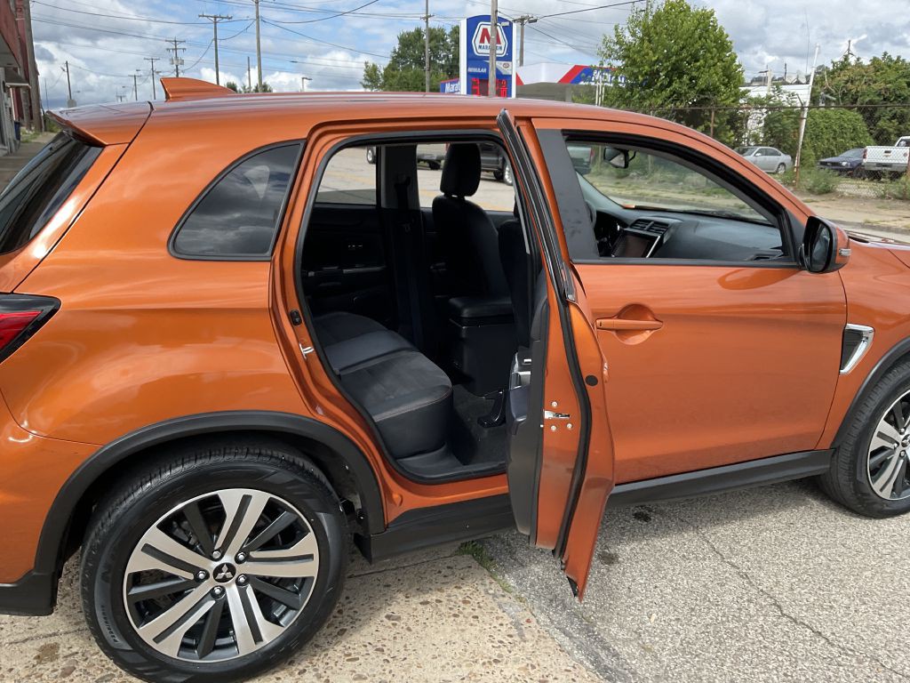 2023 Mitsubishi Outlander Image 22
