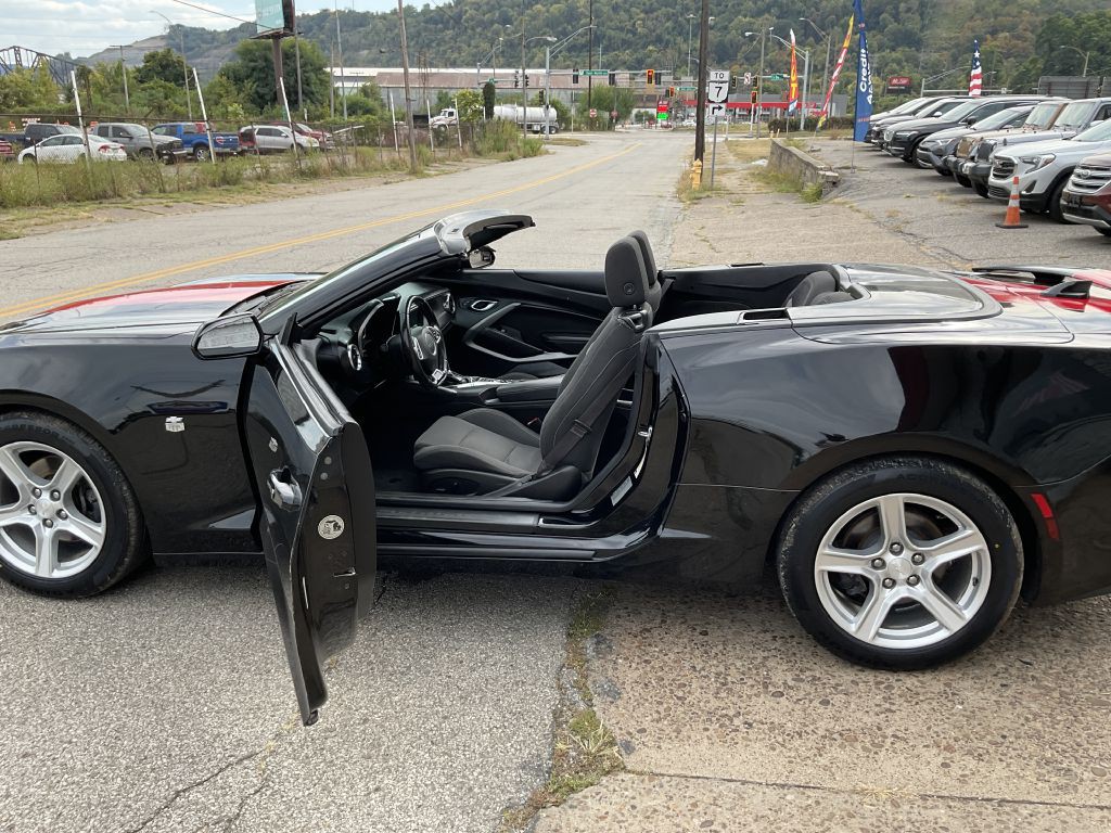 2016 Chevrolet Camaro Image 9