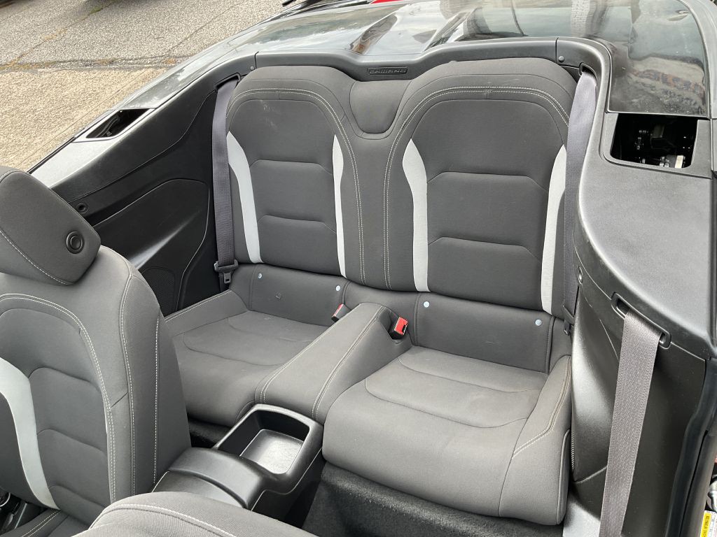 2016 Chevrolet Camaro Image 12