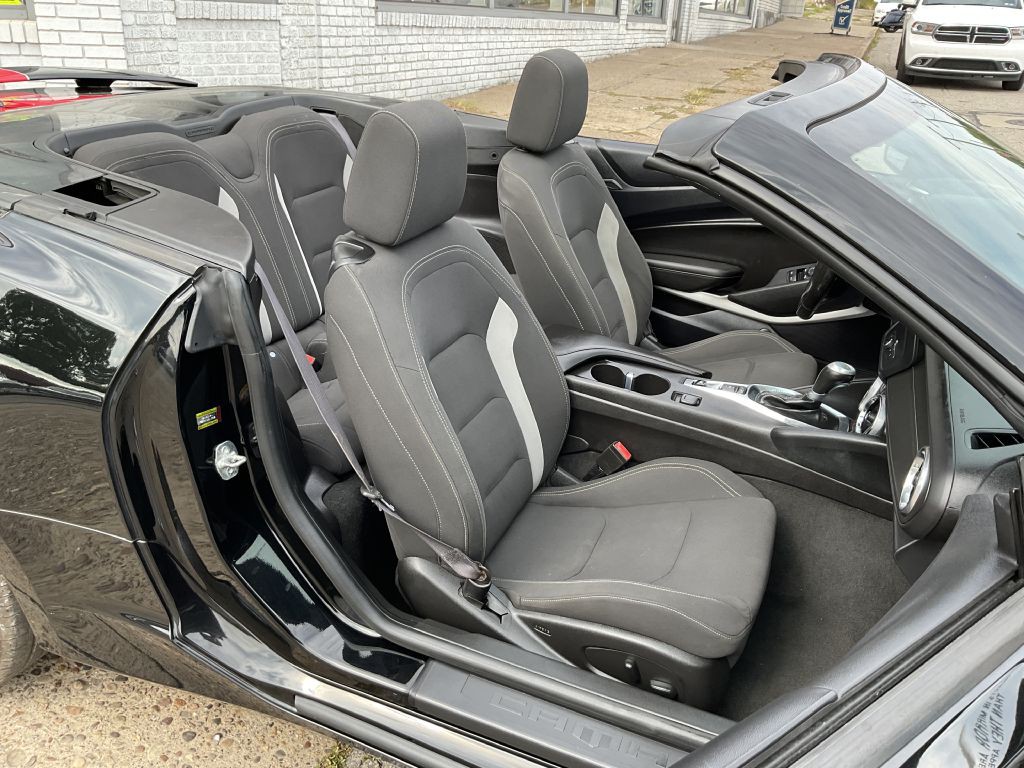 2016 Chevrolet Camaro Image 14