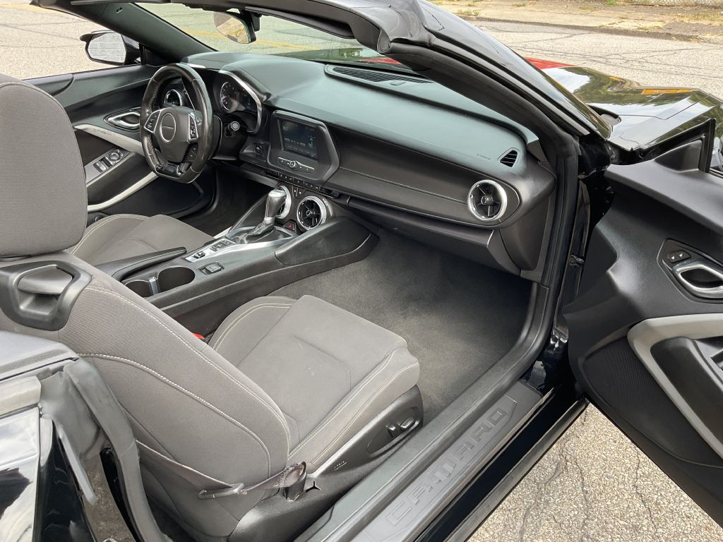 2016 Chevrolet Camaro Image 15