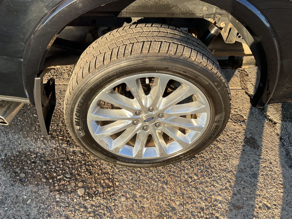 2018 Ford F-150 Image 12