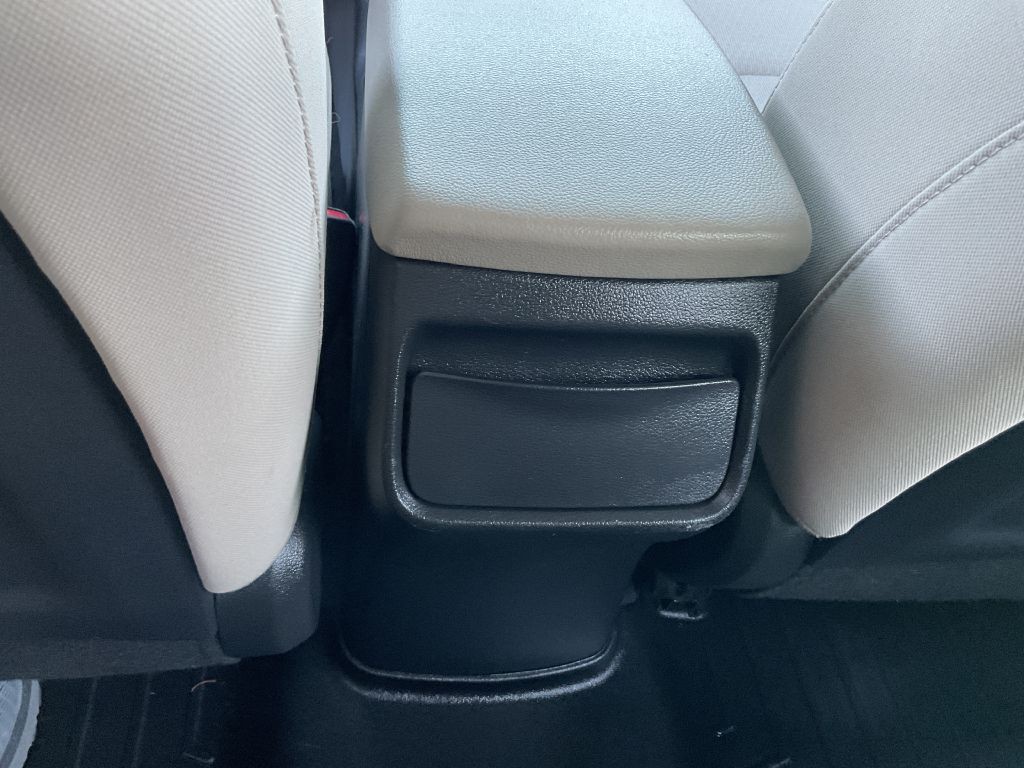 2018 Hyundai Elantra Image 30