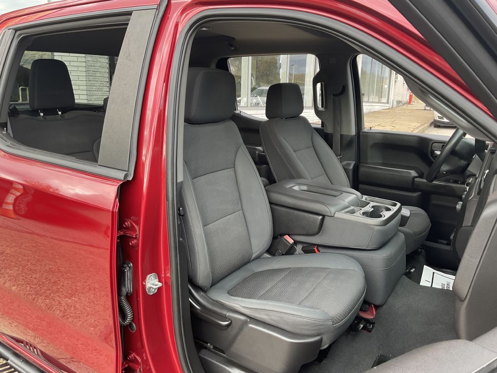 2019 Chevrolet Silverado 1500 Image 17