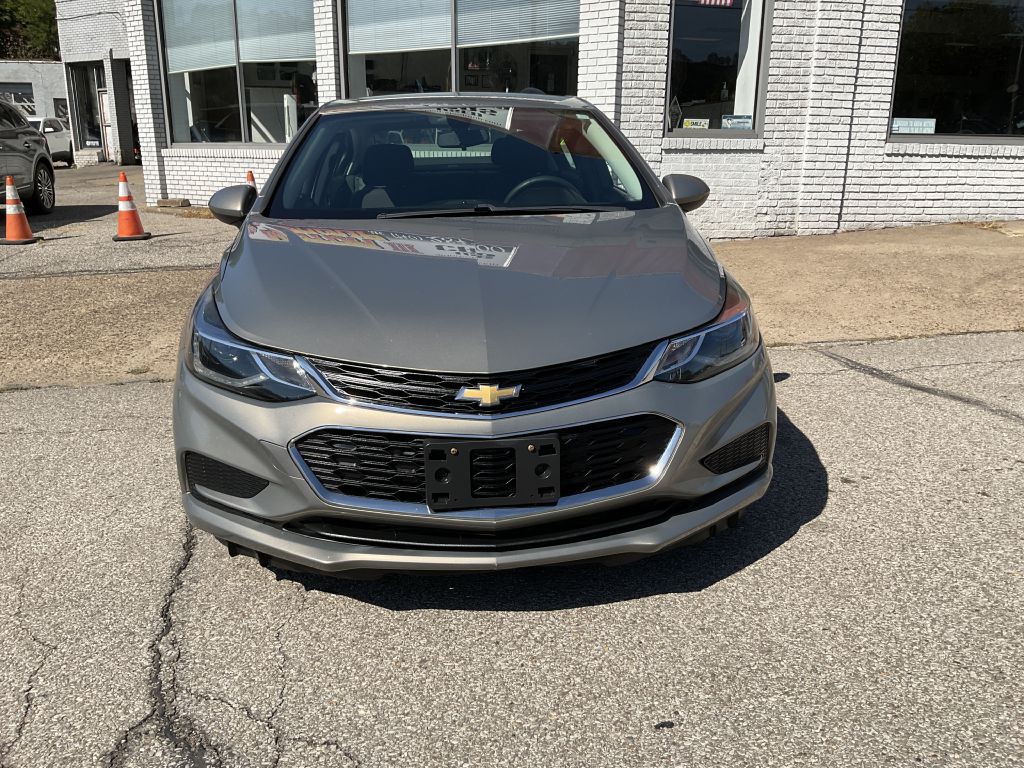 2018 Chevrolet Cruze Image 4