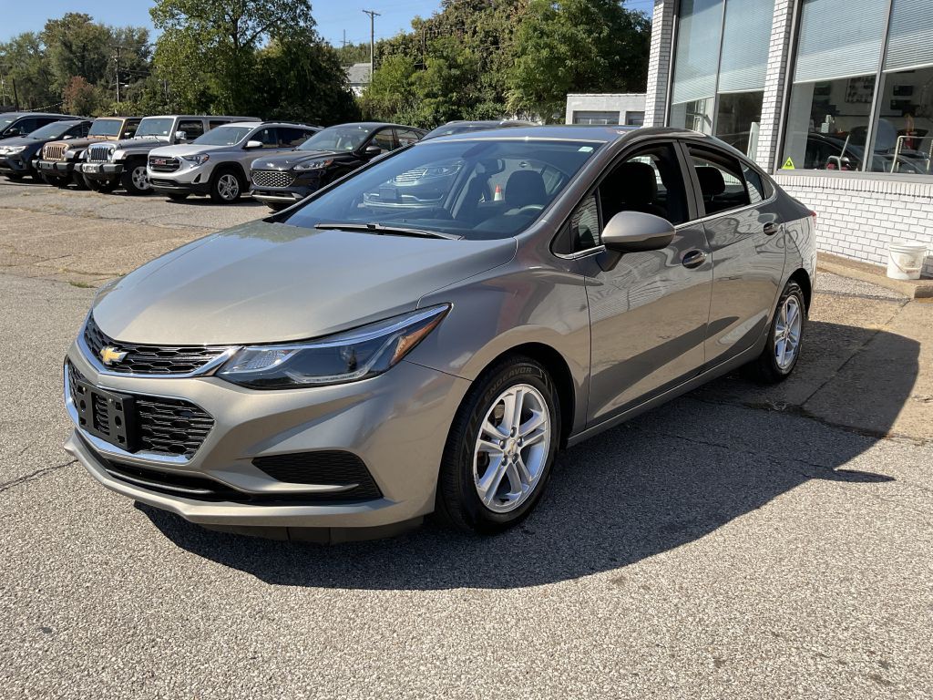 2018 Chevrolet Cruze Image 5