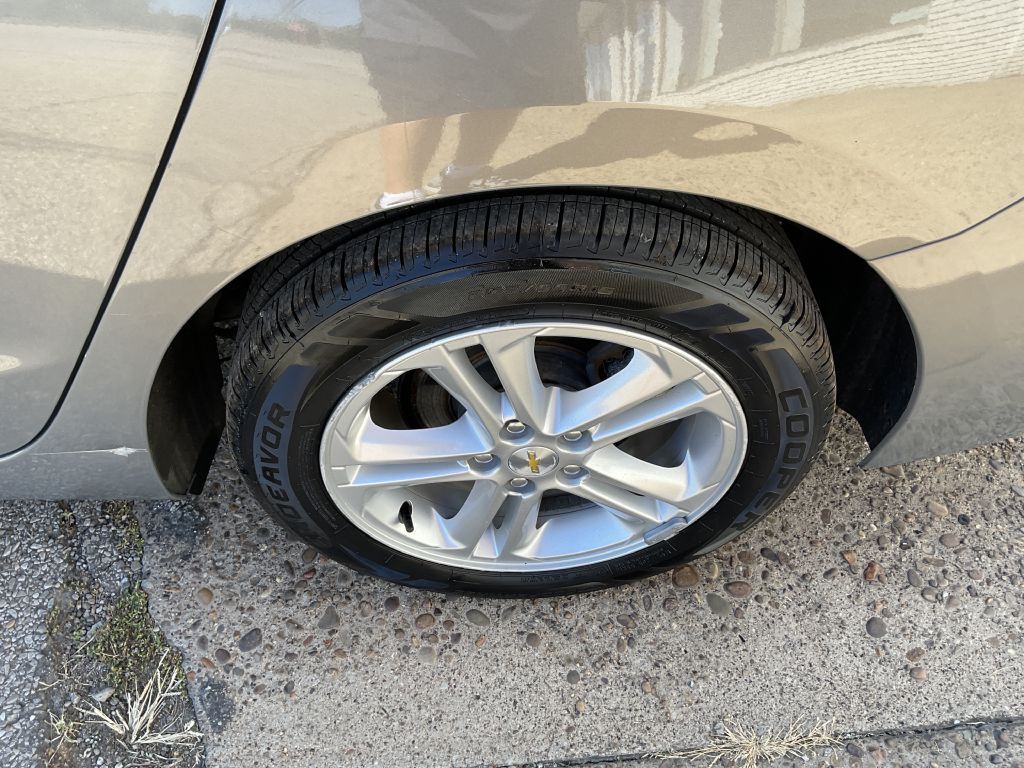 2018 Chevrolet Cruze Image 10