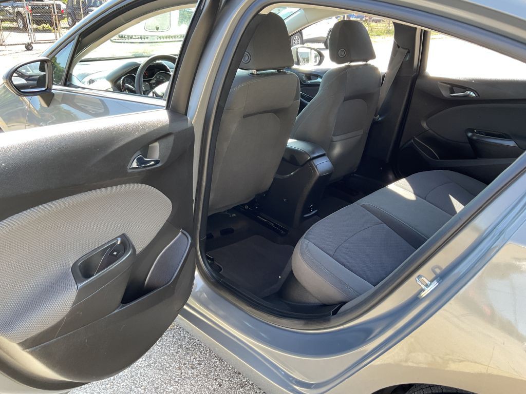 2018 Chevrolet Cruze Image 21