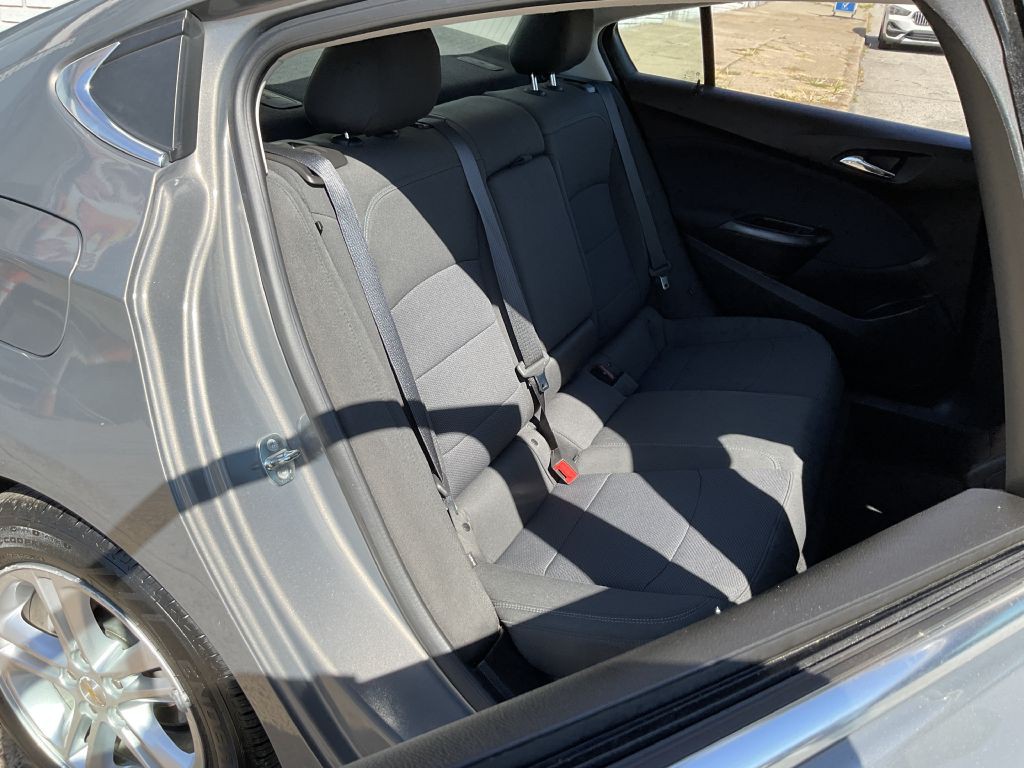 2018 Chevrolet Cruze Image 23