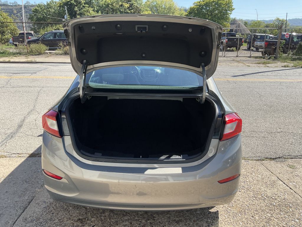 2018 Chevrolet Cruze Image 25