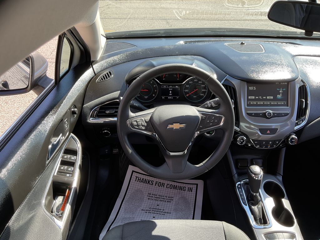 2018 Chevrolet Cruze Image 27