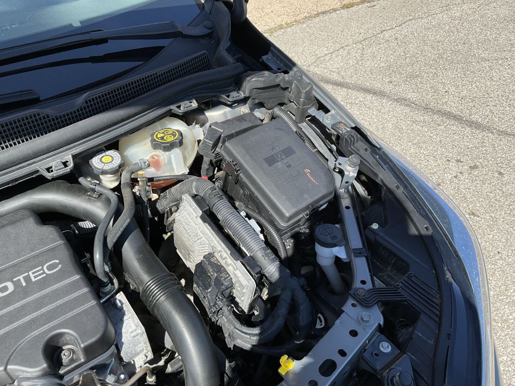 2018 Chevrolet Cruze Image 39