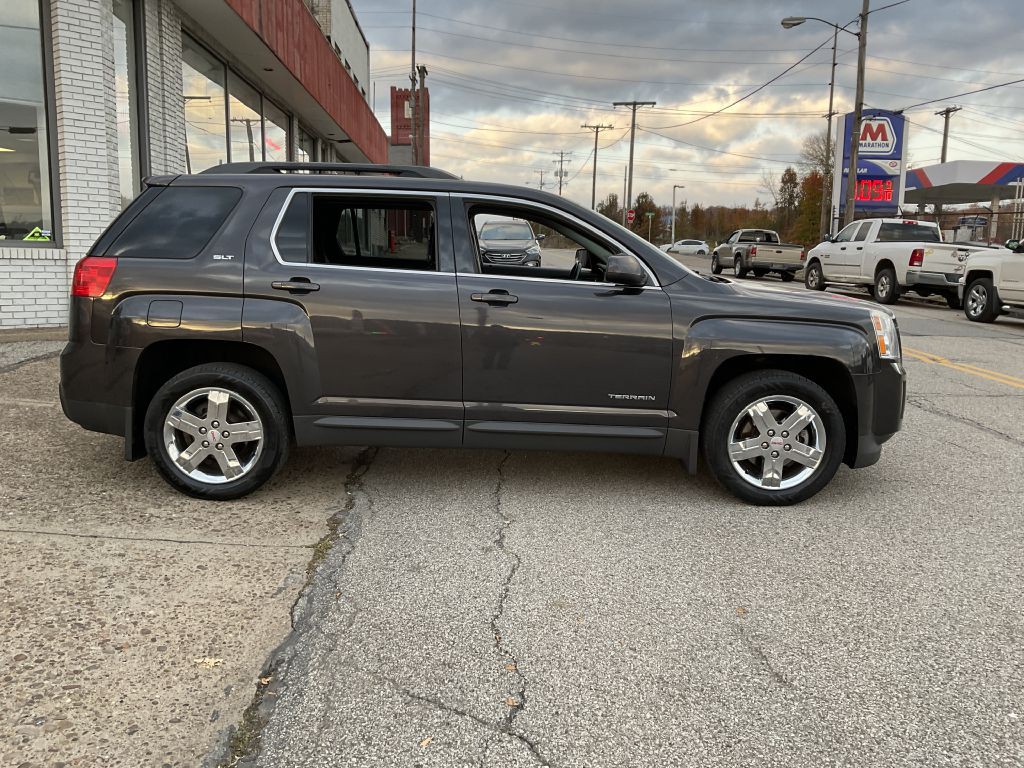 2013 GMC Terrain Image 2