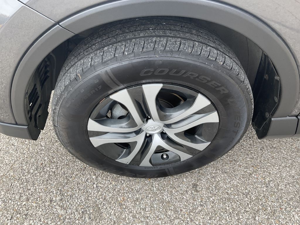 2018 Toyota Rav4 Image 9