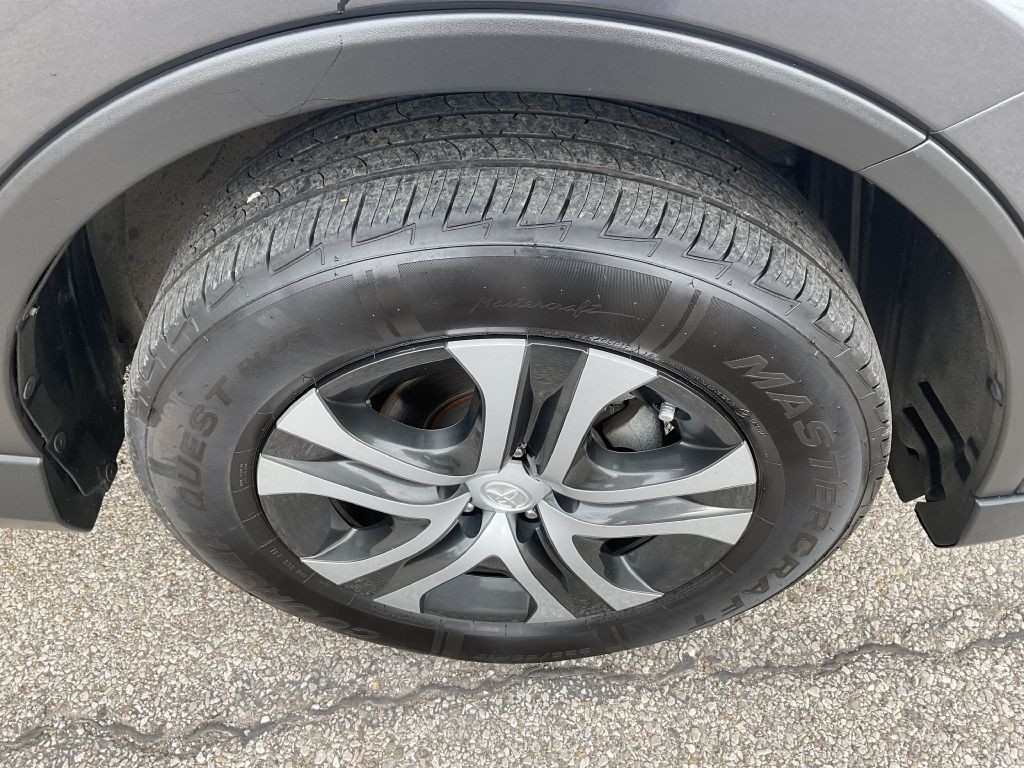 2018 Toyota Rav4 Image 11