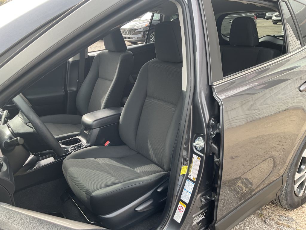 2018 Toyota Rav4 Image 14