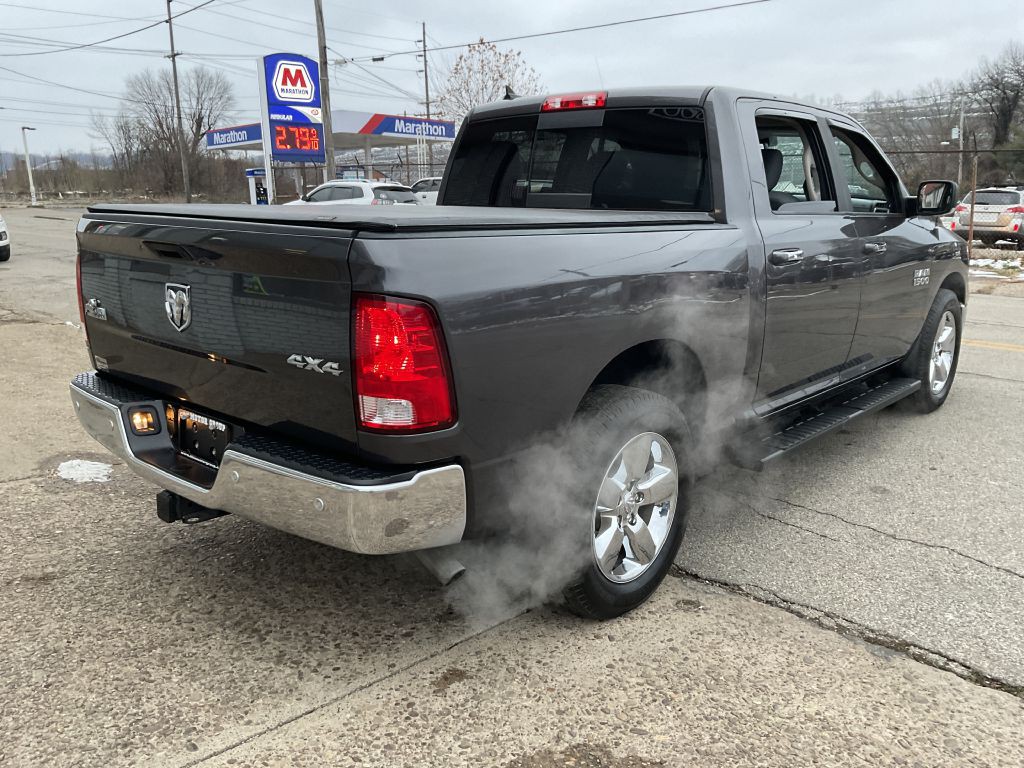 2018 RAM 1500 Image 3