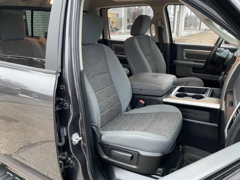 2018 RAM 1500 Image 17