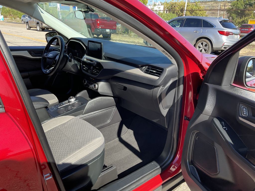2022 Ford Escape Image 18