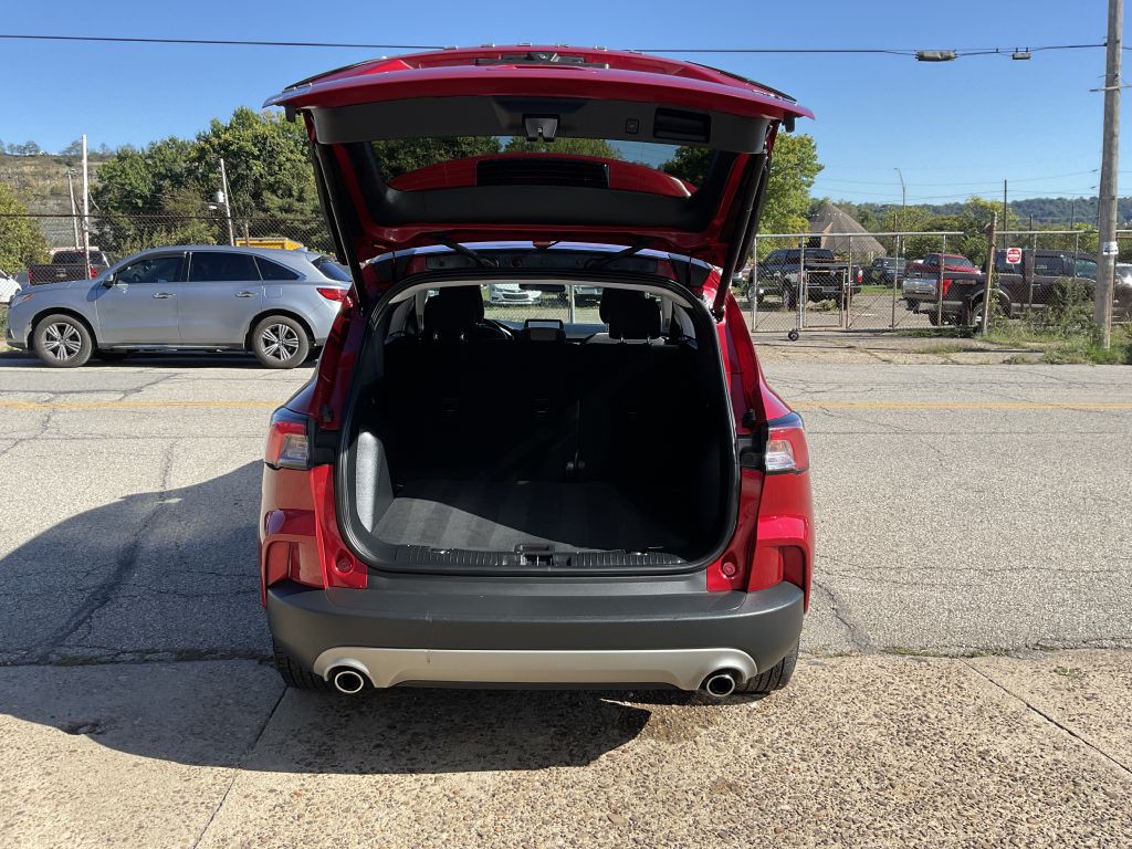 2022 Ford Escape Image 25