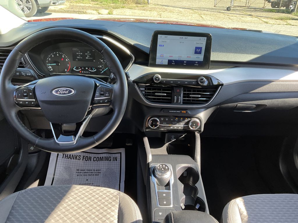 2022 Ford Escape Image 28