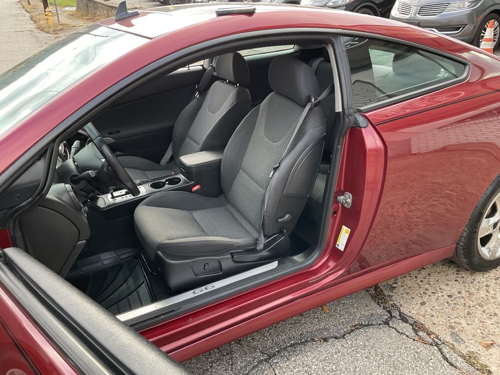 2009 Pontiac G6 Image 14
