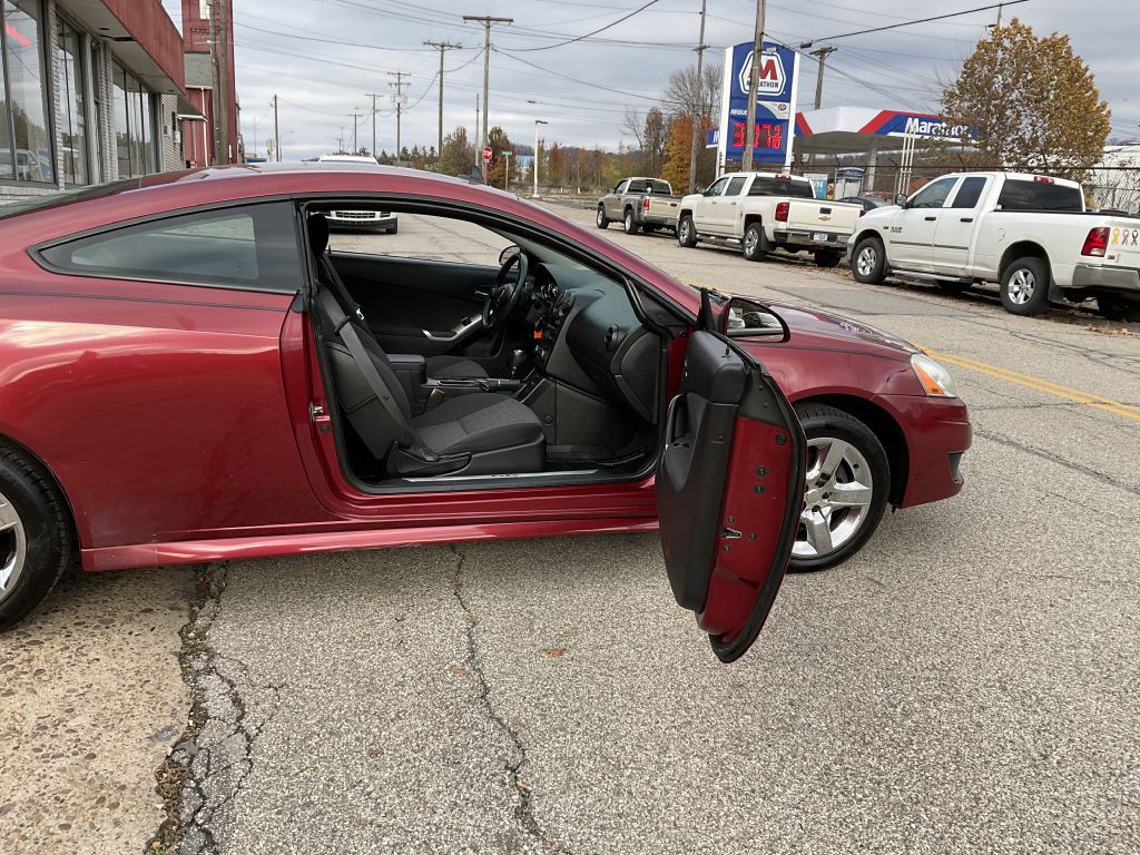 2009 Pontiac G6 Image 16