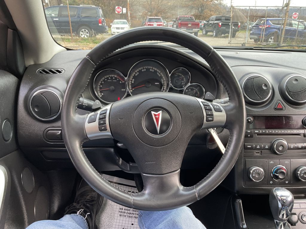 2009 Pontiac G6 Image 25