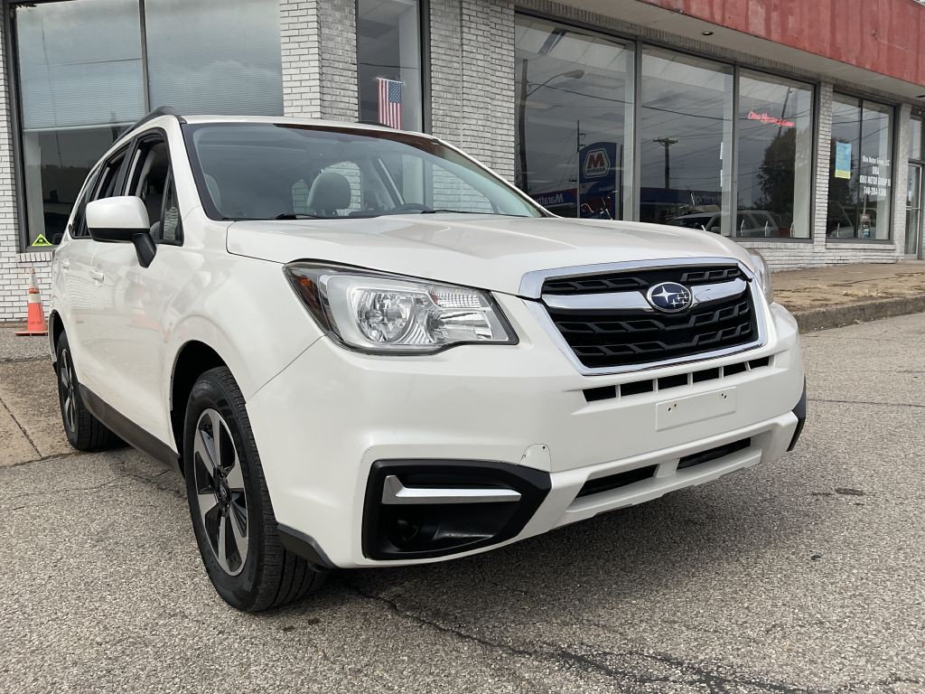 2017 Subaru Forester Image 1