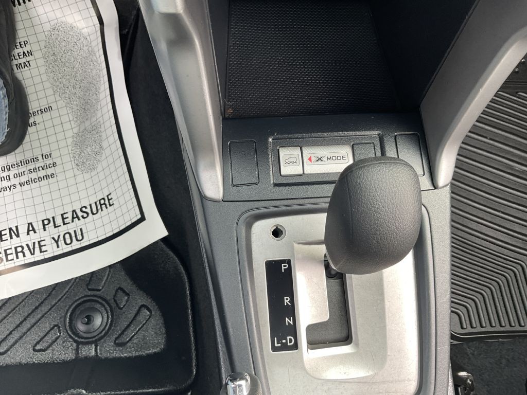2017 Subaru Forester Image 36