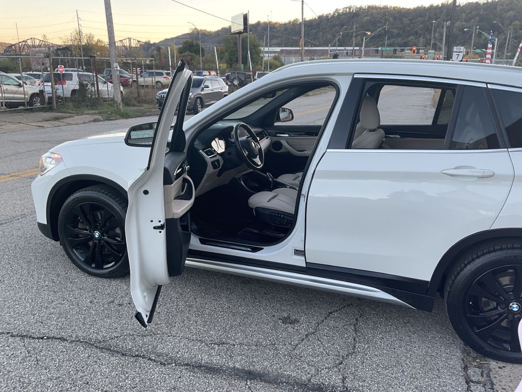 2020 BMW X1 Image 13