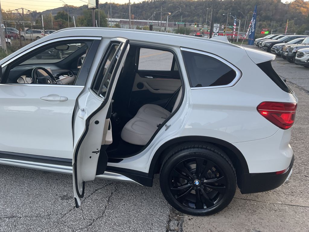 2020 BMW X1 Image 19