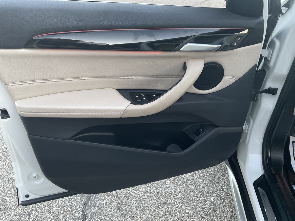 2020 BMW X1 Image 32
