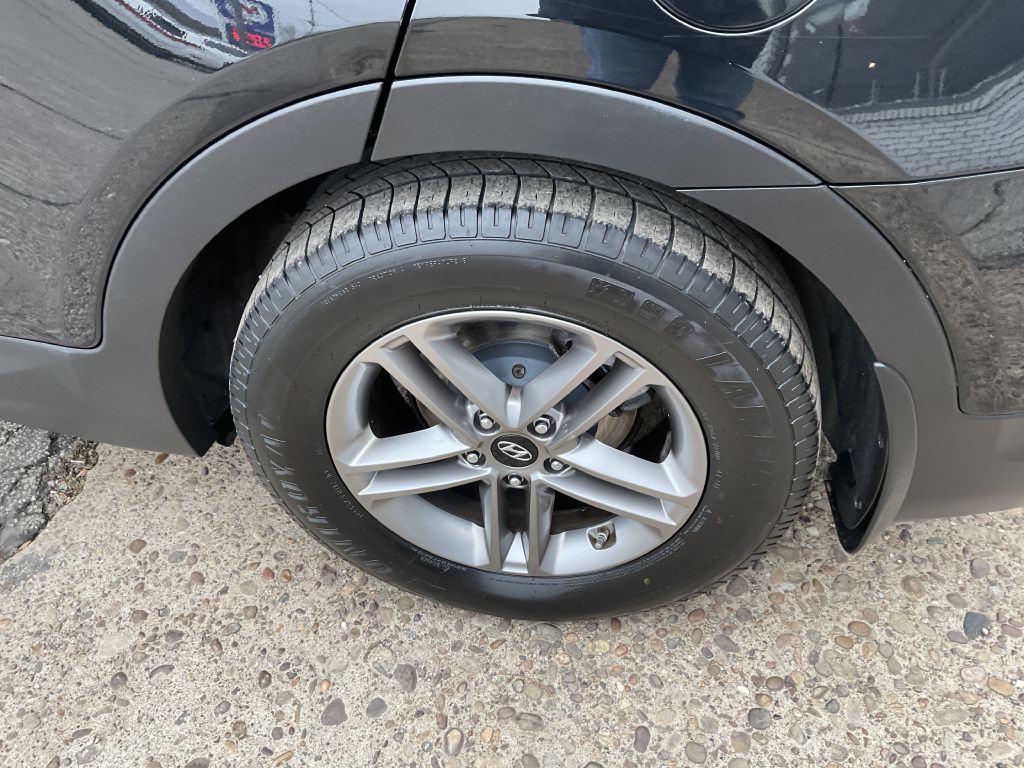 2017 Hyundai Santa Fe Sport Image 10