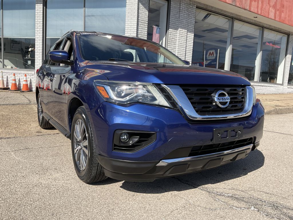 2020 Nissan Pathfinder Image 1