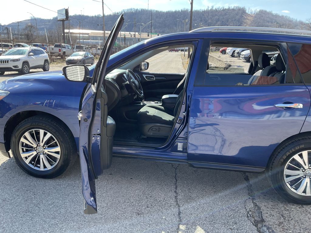 2020 Nissan Pathfinder Image 13