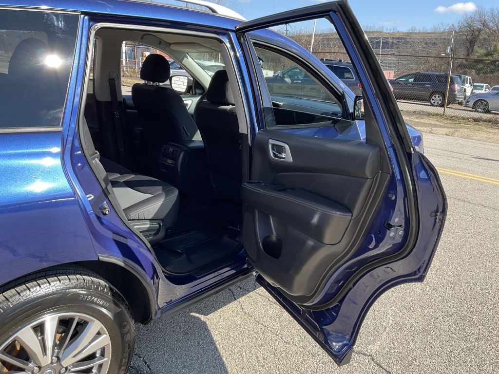 2020 Nissan Pathfinder Image 24