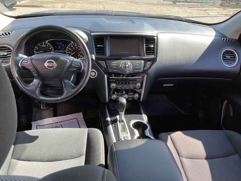 2020 Nissan Pathfinder Image 30