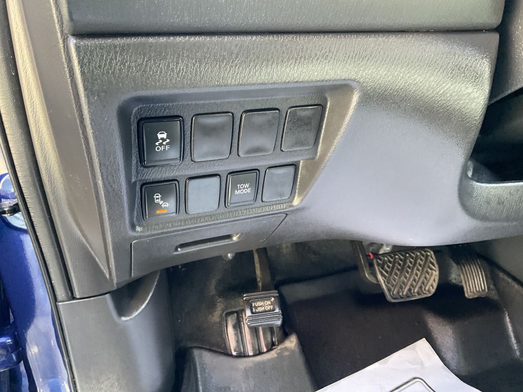 2020 Nissan Pathfinder Image 34