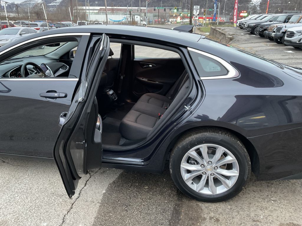 2023 Chevrolet Malibu Image 19