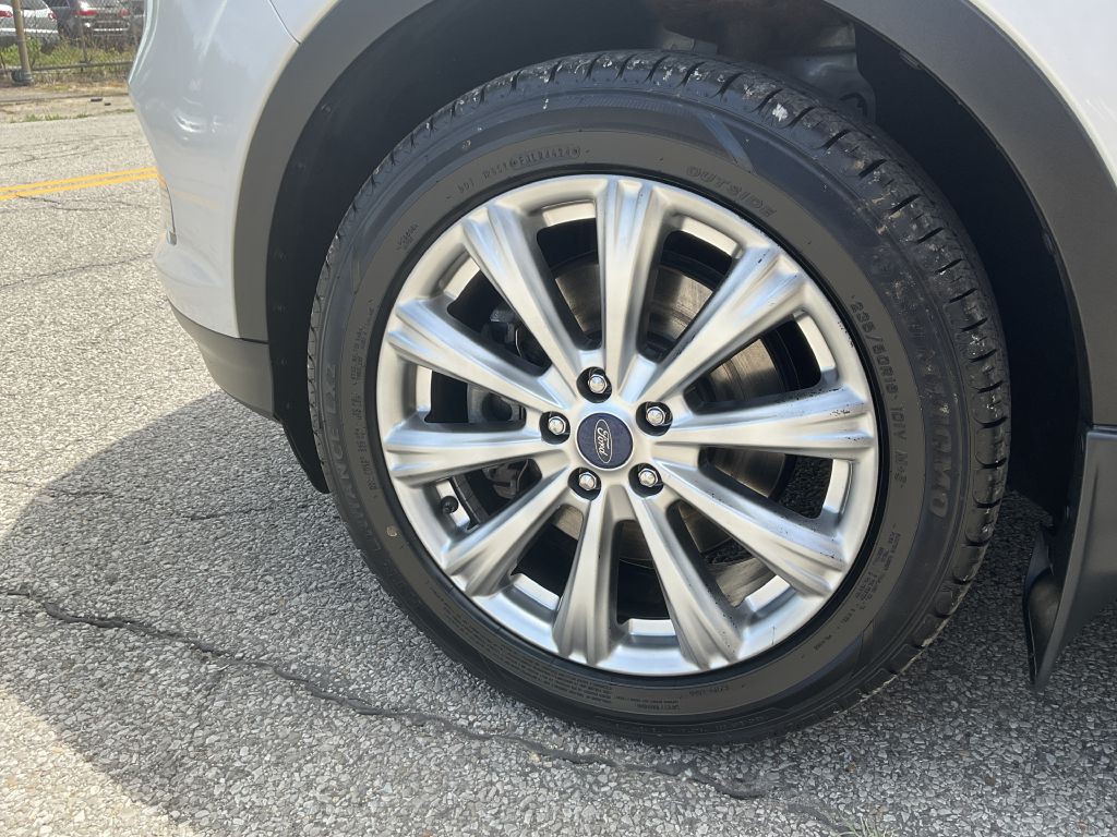 2017 Ford Escape Image 9