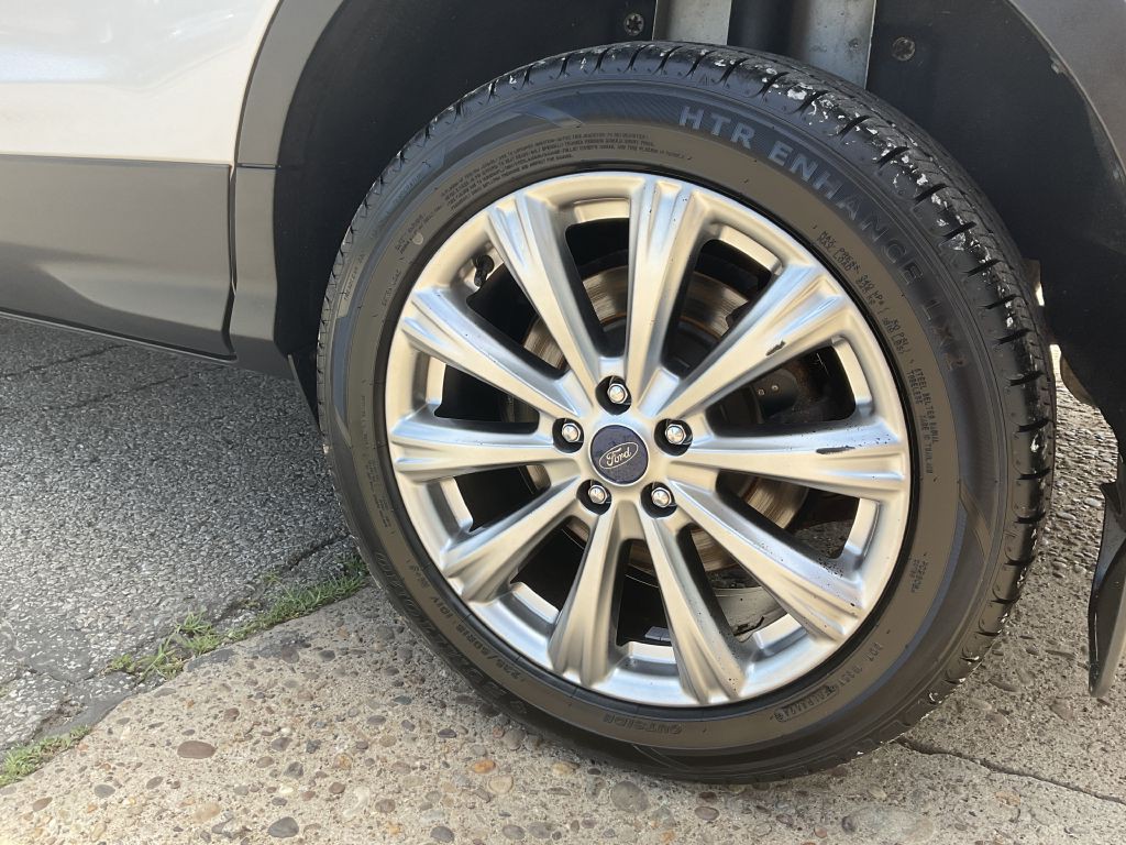 2017 Ford Escape Image 10