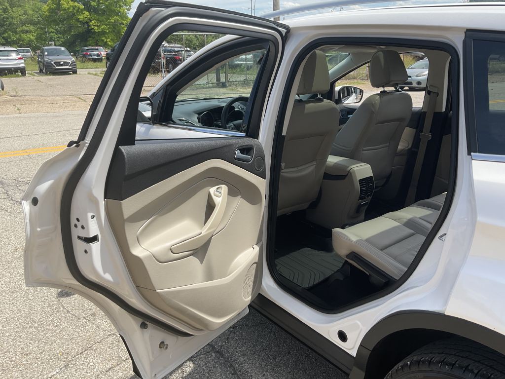 2017 Ford Escape Image 17