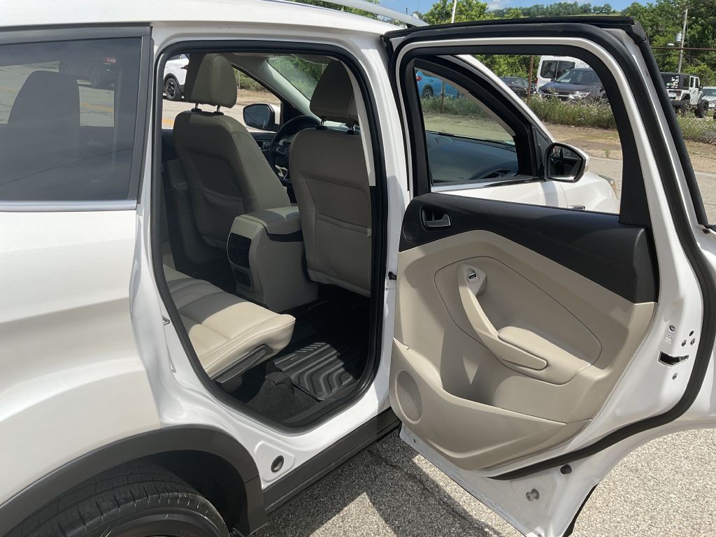 2017 Ford Escape Image 19