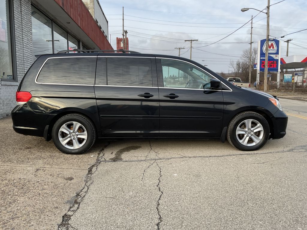 2009 Honda Odyssey Image 2